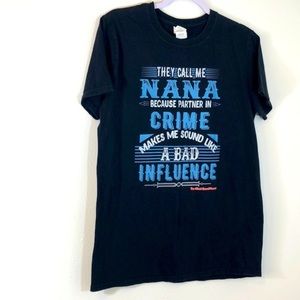 Gildan size medium t shirt they call me nana t shirt black.​​